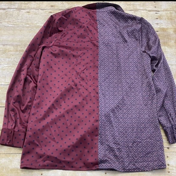 NWOT HOUSE OF HARLOW BUTTON UP - Picture 4 of 4